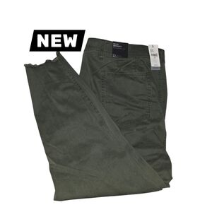 Lane Bryant Women's Pants in Olive. Plus Size 22 Petite.